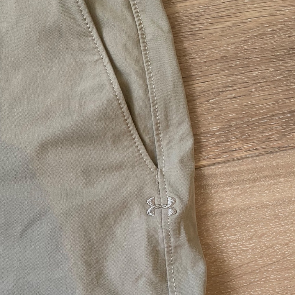A bundle of 3 Men’s Under Armour, UA Drive Tapered shorts in great condition! - Picture 4 of 16